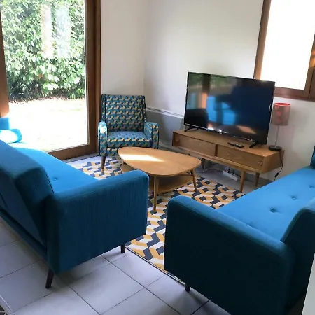 La Maison * Issy-les-Moulineaux