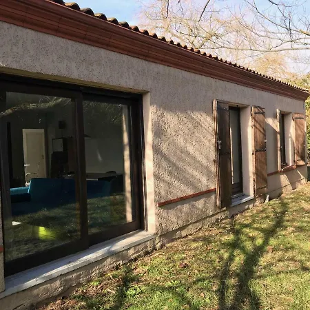La Maison * Issy-les-Moulineaux