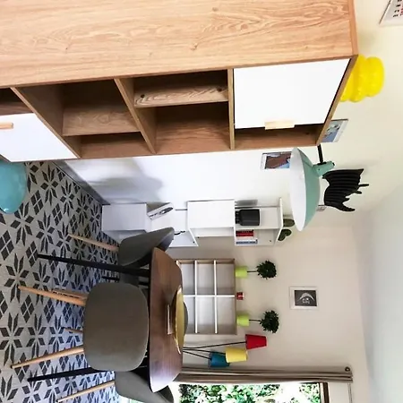 La Maison * Issy-les-Moulineaux
